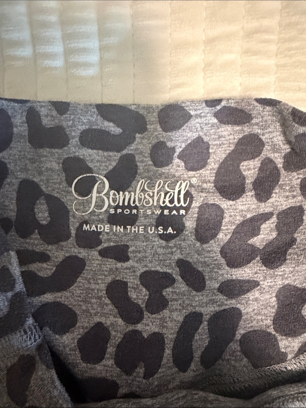Bombshell Gray Leopard Print Scrunch Butt Legging - Picture 2 of 5